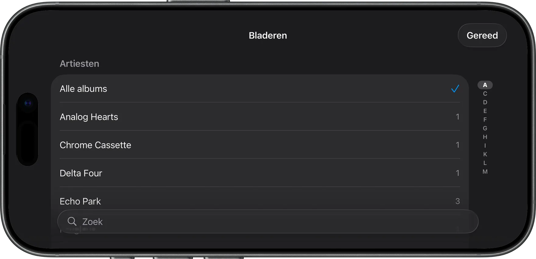 AlbumDeck: bladerscherm met alfabetische artiestenindex